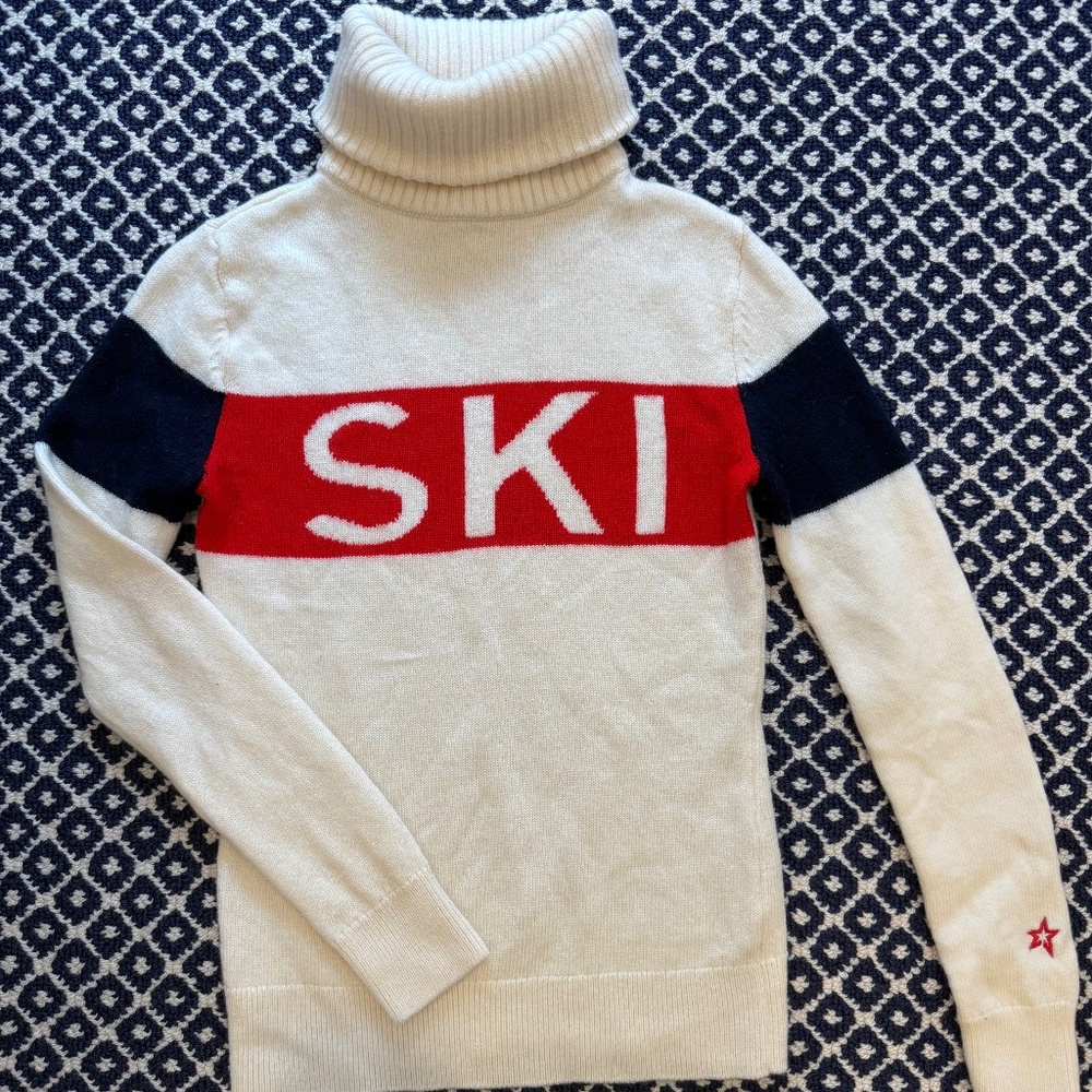 Perfect Moment Ski Turtleneck